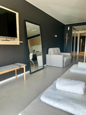 Seaport Apartments STUDIO Austral 403